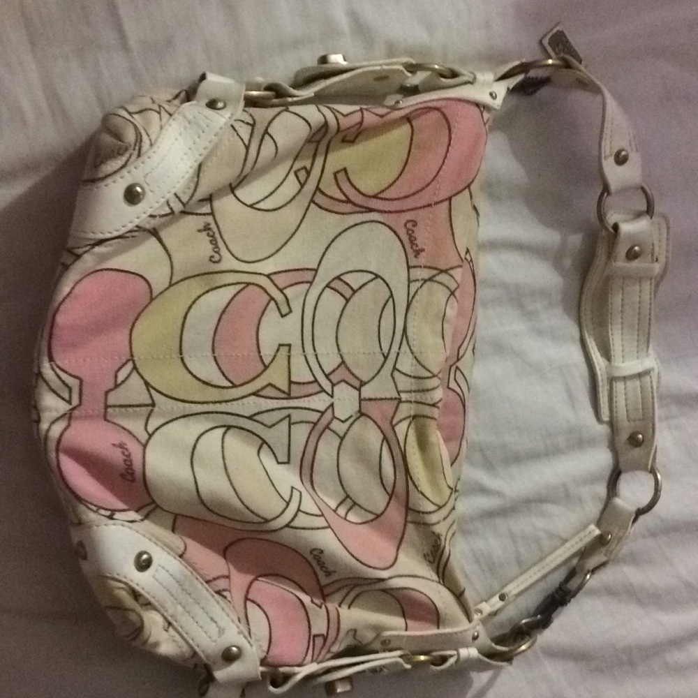 A coach purse